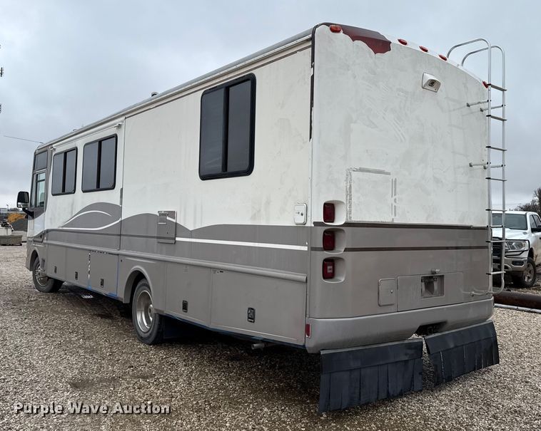 image for item EP2606 1999 Fleetwood Motor Homes RV