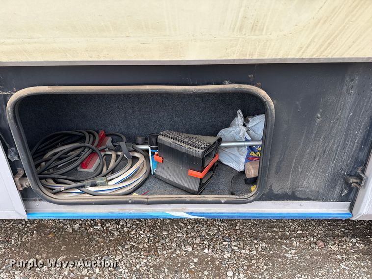 image for item EP2606 1999 Fleetwood Motor Homes RV