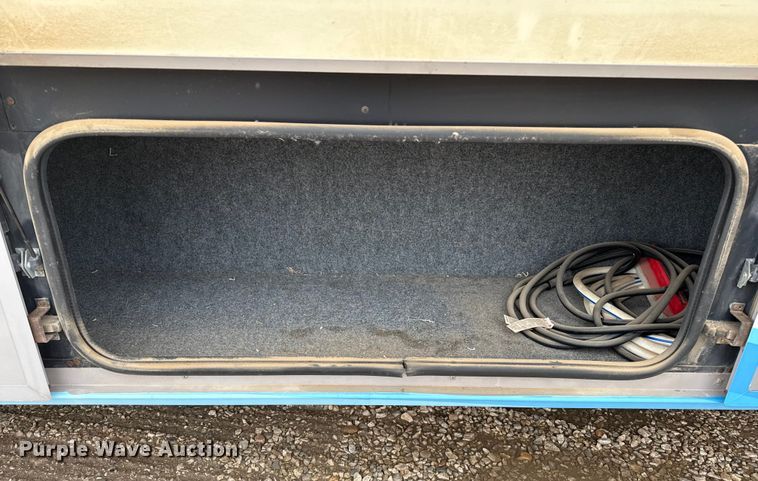 image for item EP2606 1999 Fleetwood Motor Homes RV