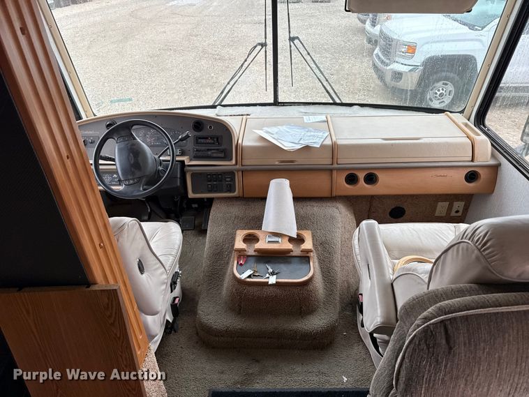 image for item EP2606 1999 Fleetwood Motor Homes RV