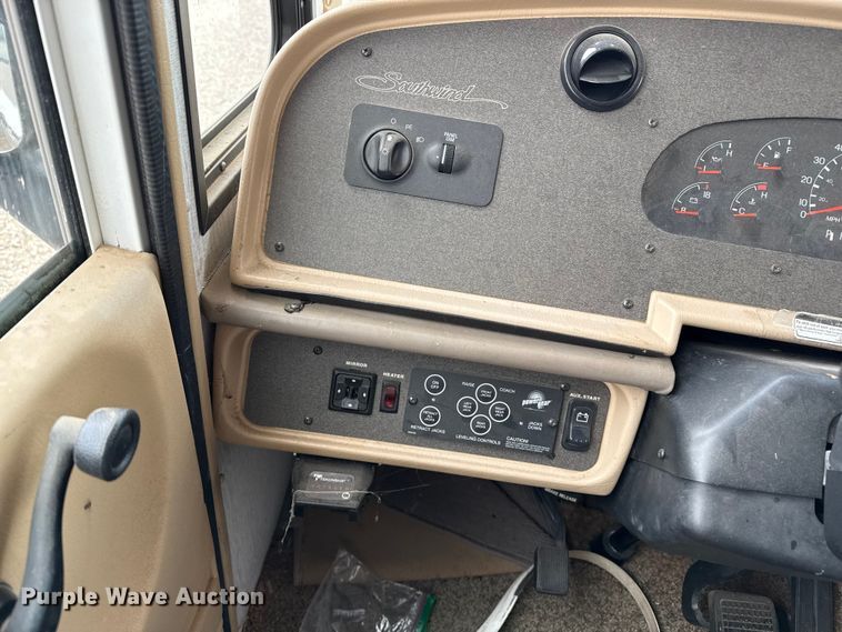 image for item EP2606 1999 Fleetwood Motor Homes RV