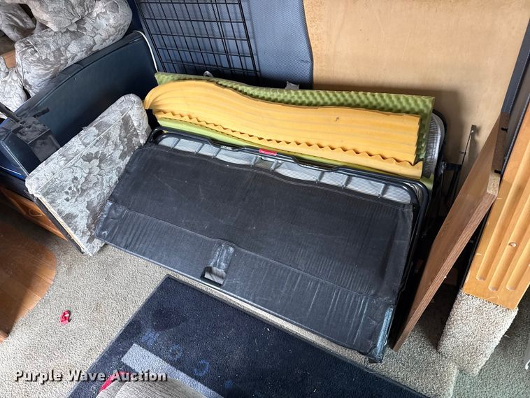 image for item EP2606 1999 Fleetwood Motor Homes RV