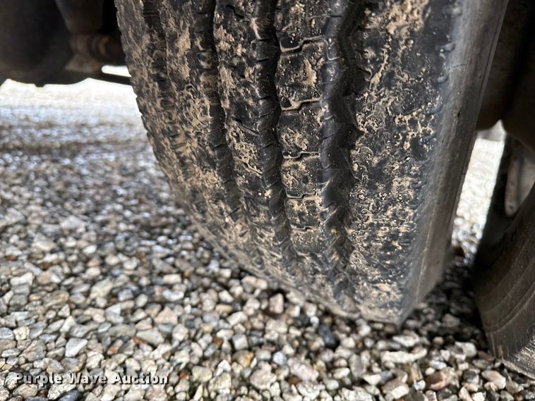 image for item EP2606 1999 Fleetwood Motor Homes RV