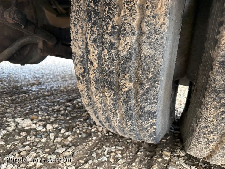 image for item EP2606 1999 Fleetwood Motor Homes RV