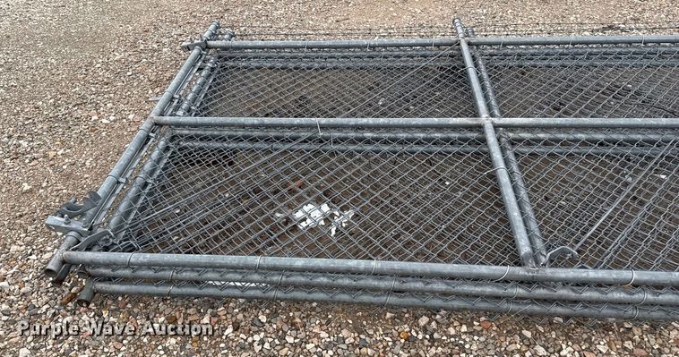 image for item EP2609 Chain link fence