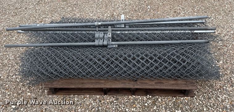 image for item EP2609 Chain link fence