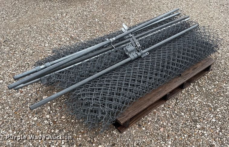 image for item EP2609 Chain link fence