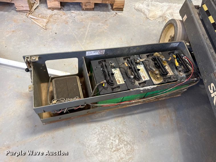 image for item EP2663 Skyjack SJIII 4632 scissor lift