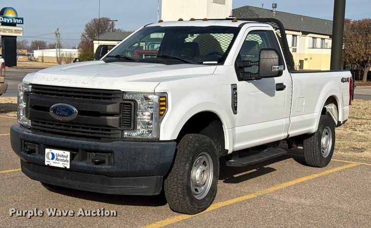 image for item EP2715 2018 Ford F250 Super Duty pickup truck