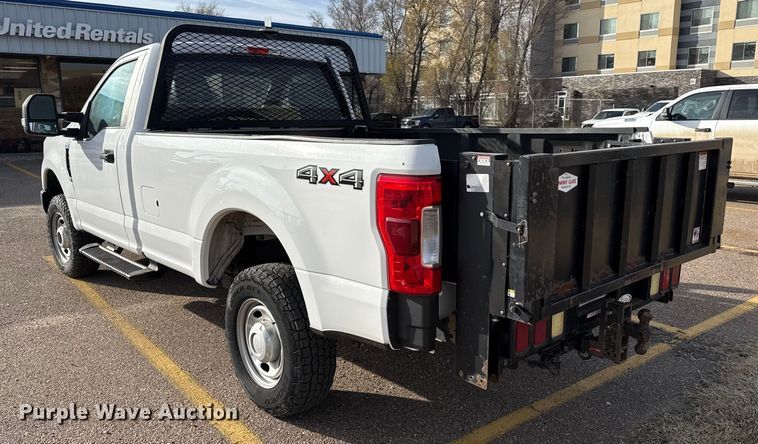 image for item EP2715 2018 Ford F250 Super Duty pickup truck