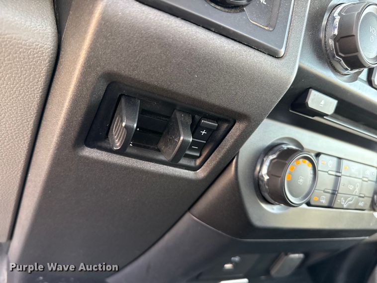 image for item EP2715 2018 Ford F250 Super Duty pickup truck