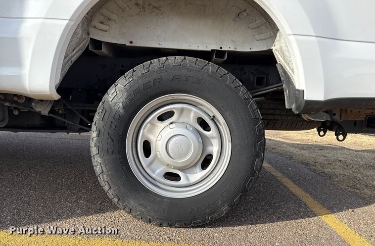 image for item EP2715 2018 Ford F250 Super Duty pickup truck