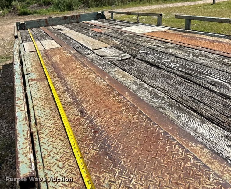 image for item ER0010 1991 Hillsboro equipment trailer