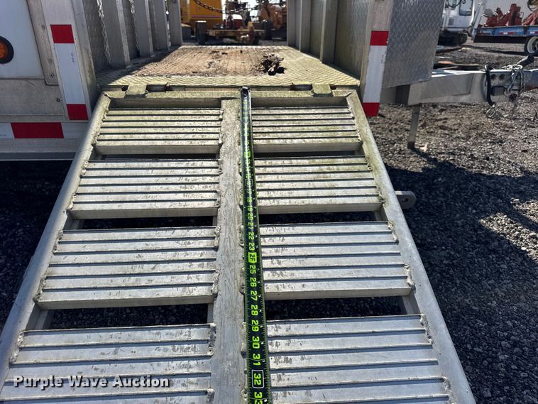 image for item ER0216 2011 Worthington Welding WEC-612S enclosed cargo trailer