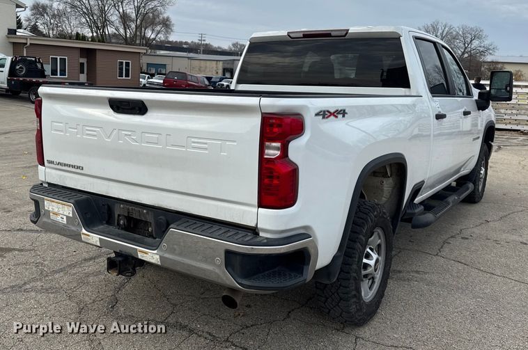 image for item ER0292 2020 Chevrolet Silverado 2500HD Crew Cab pickup truck