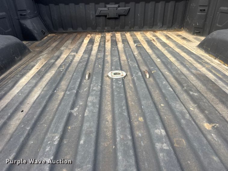 image for item ER0292 2020 Chevrolet Silverado 2500HD Crew Cab pickup truck