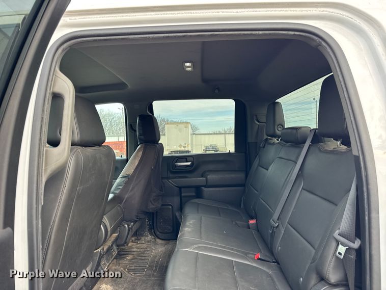 image for item ER0292 2020 Chevrolet Silverado 2500HD Crew Cab pickup truck