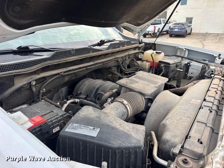 image for item ER0292 2020 Chevrolet Silverado 2500HD Crew Cab pickup truck