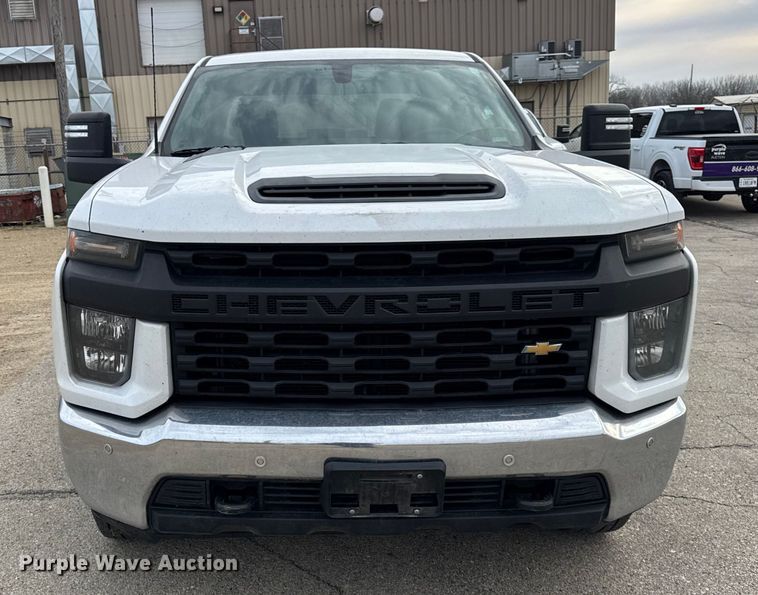 image for item ER0293 2020 Chevrolet Silverado 2500HD Crew Cab pickup truck