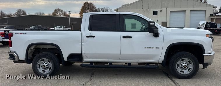 image for item ER0293 2020 Chevrolet Silverado 2500HD Crew Cab pickup truck