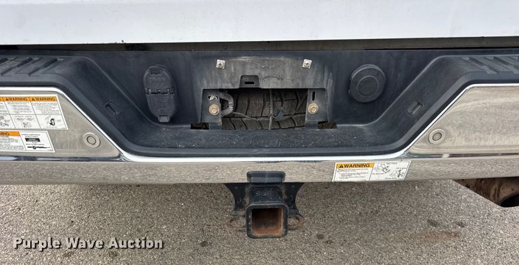 image for item ER0293 2020 Chevrolet Silverado 2500HD Crew Cab pickup truck