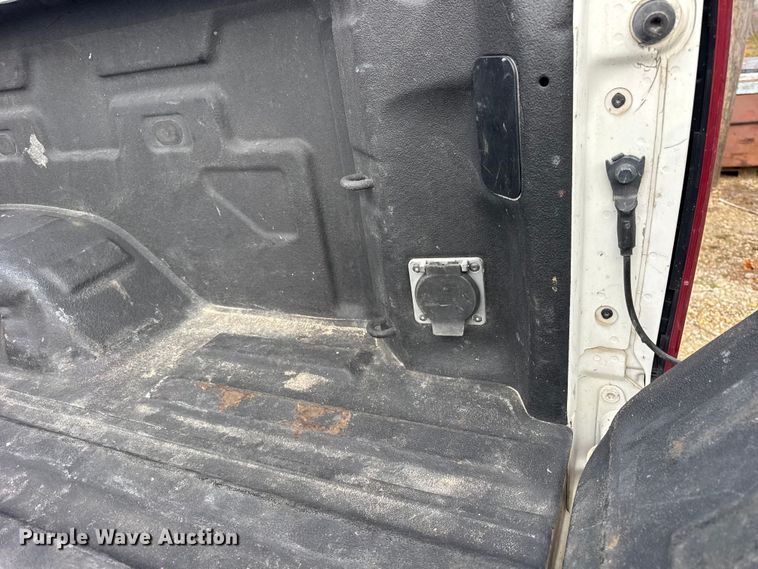 image for item ER0293 2020 Chevrolet Silverado 2500HD Crew Cab pickup truck