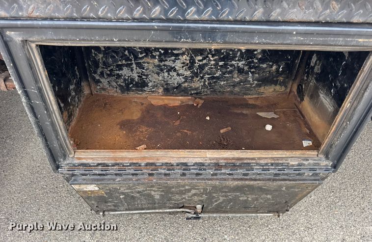 image for item ER0294 2014 RAM 5500 flatbed truck