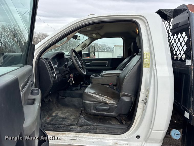 image for item ER0294 2014 RAM 5500 flatbed truck