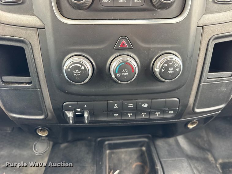 image for item ER0294 2014 RAM 5500 flatbed truck