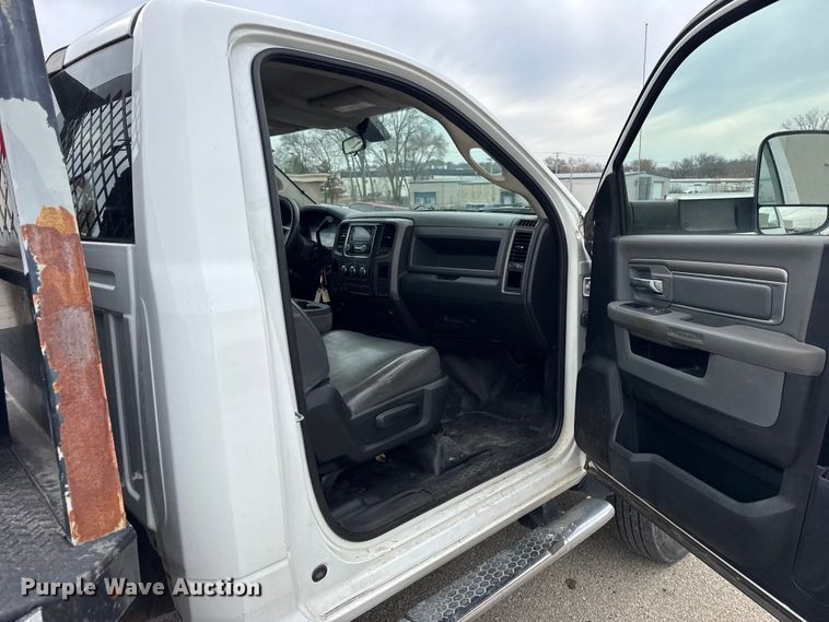 image for item ER0294 2014 RAM 5500 flatbed truck