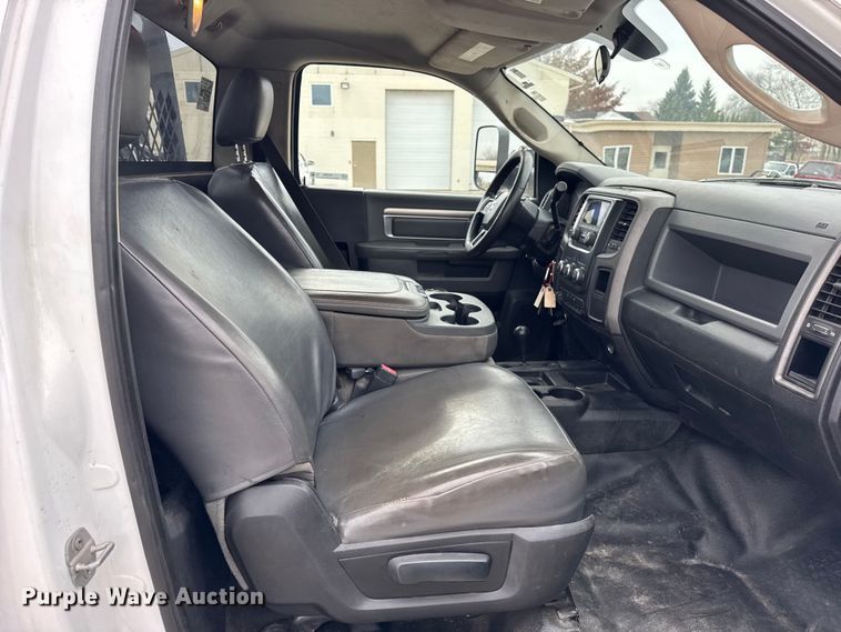 image for item ER0294 2014 RAM 5500 flatbed truck