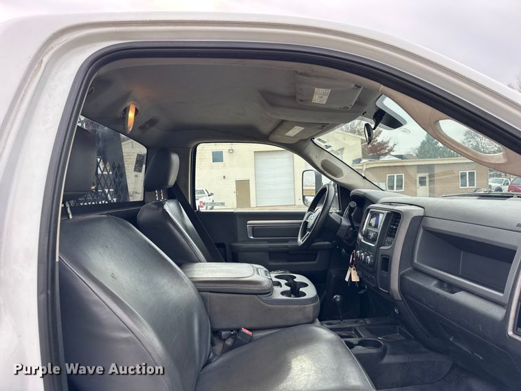 image for item ER0294 2014 RAM 5500 flatbed truck