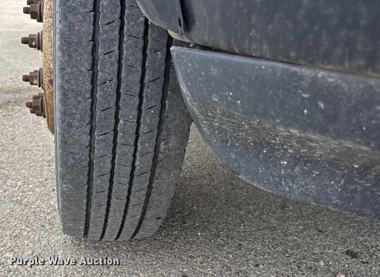 image for item ER0294 2014 RAM 5500 flatbed truck