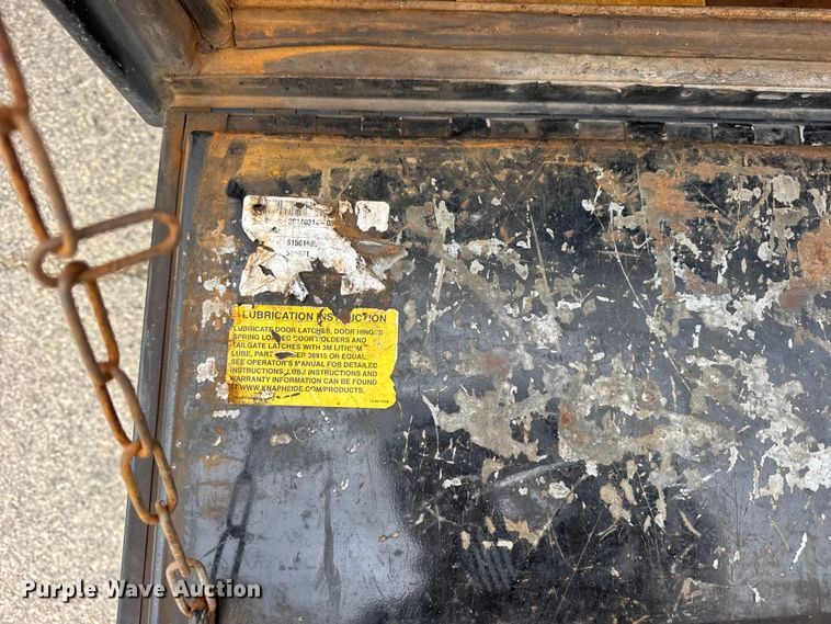 image for item ER0295 2013 RAM 5500 flatbed truck