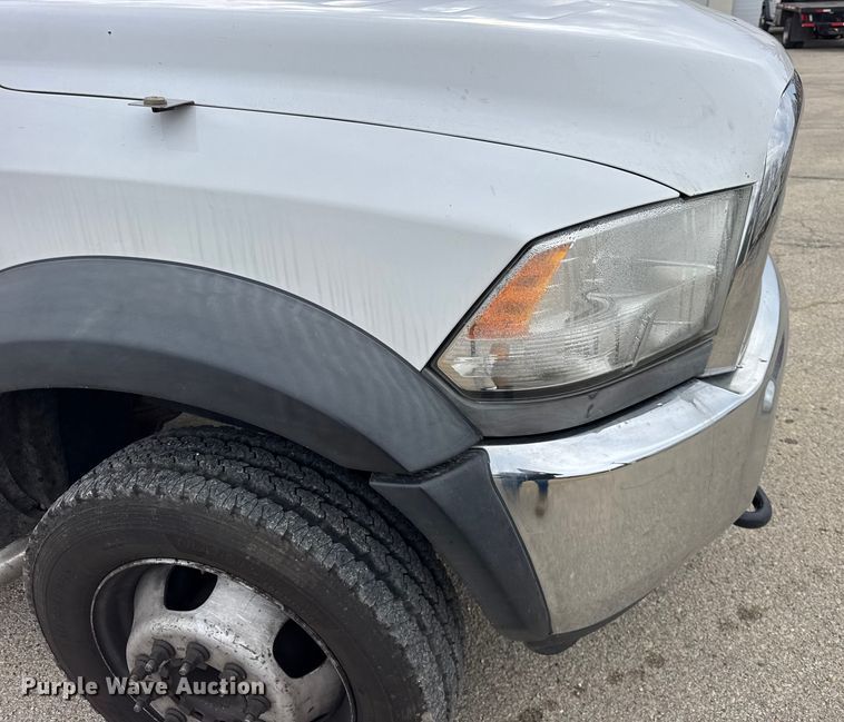 image for item ER0295 2013 RAM 5500 flatbed truck