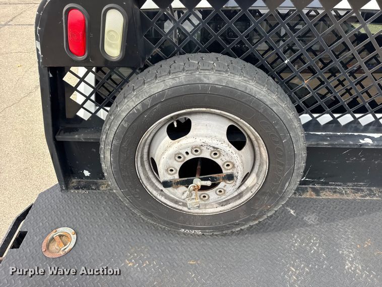 image for item ER0295 2013 RAM 5500 flatbed truck