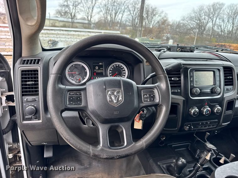 image for item ER0295 2013 RAM 5500 flatbed truck