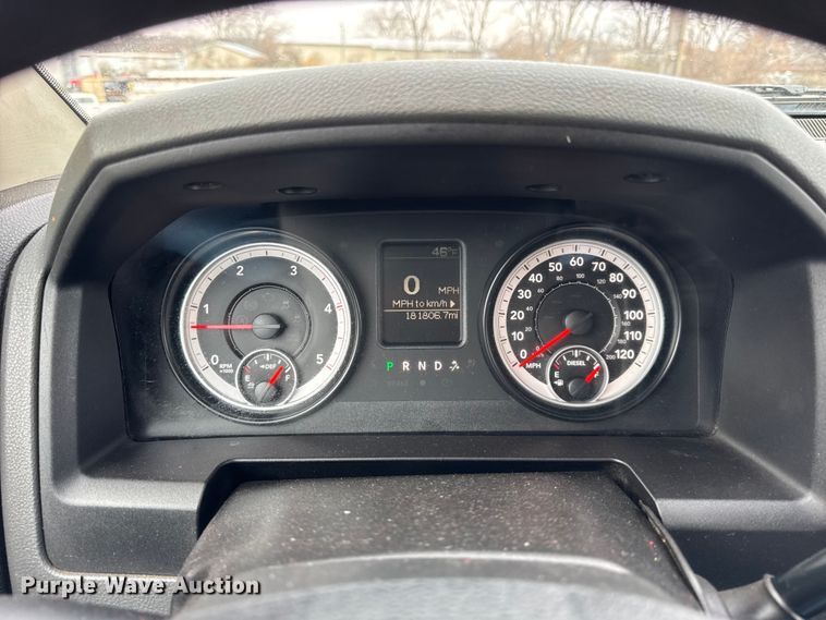 image for item ER0295 2013 RAM 5500 flatbed truck