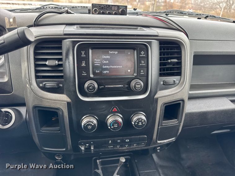 image for item ER0295 2013 RAM 5500 flatbed truck