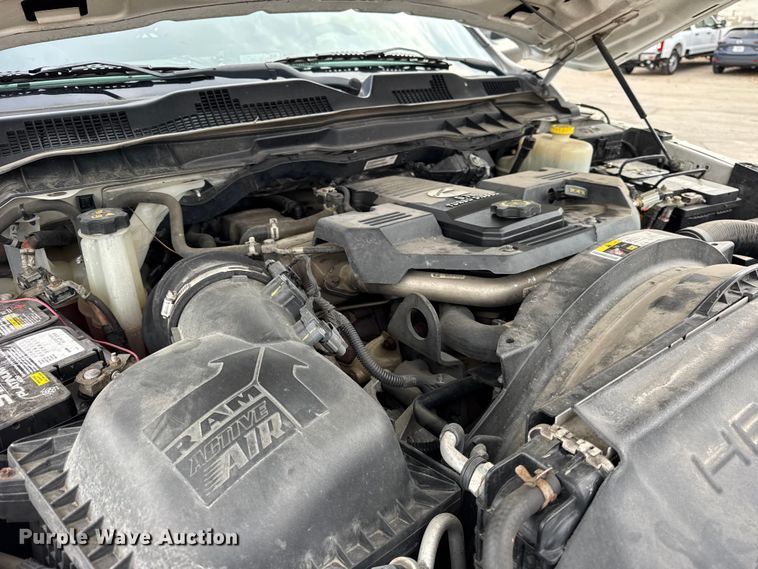 image for item ER0295 2013 RAM 5500 flatbed truck