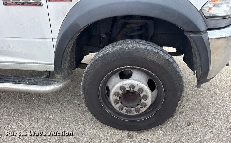 image for item ER0295 2013 RAM 5500 flatbed truck