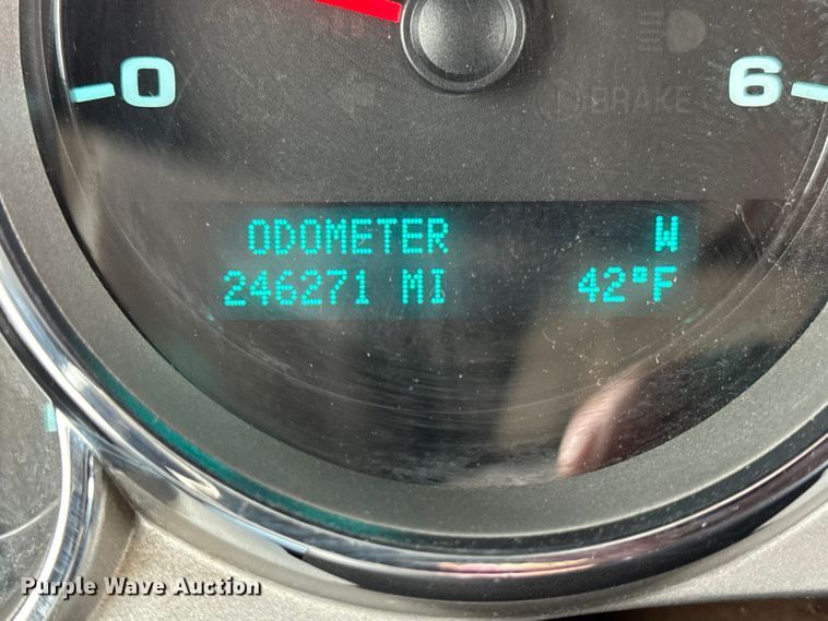 image for item ER0296 2011 Chevrolet Silverado 1500 Crew Cab pickup truck