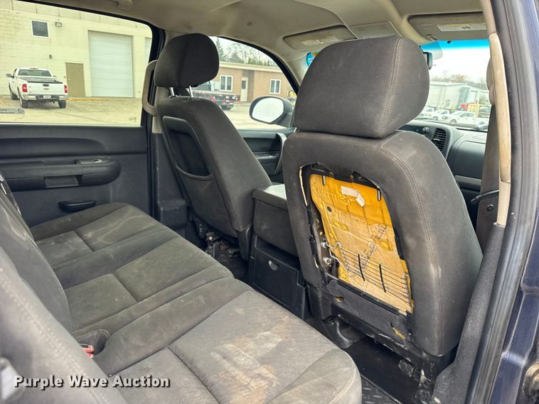 image for item ER0296 2011 Chevrolet Silverado 1500 Crew Cab pickup truck