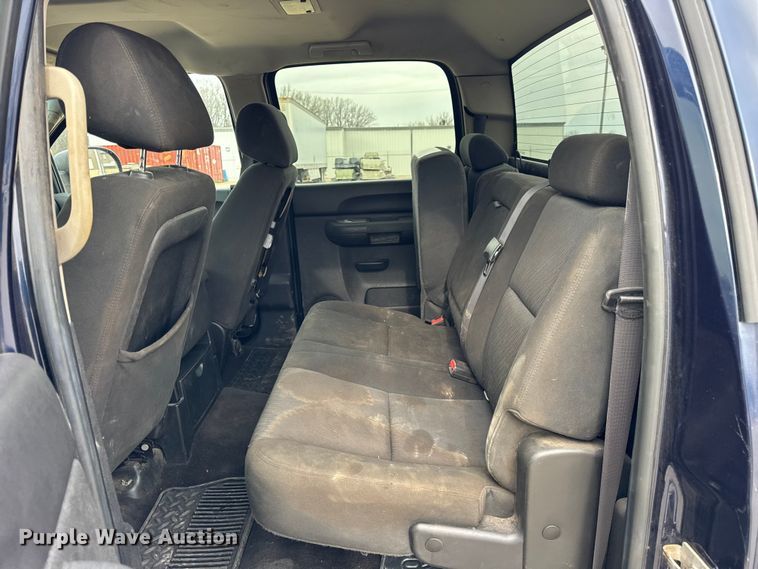 image for item ER0296 2011 Chevrolet Silverado 1500 Crew Cab pickup truck