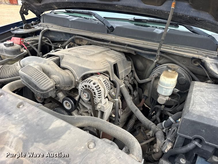 image for item ER0296 2011 Chevrolet Silverado 1500 Crew Cab pickup truck