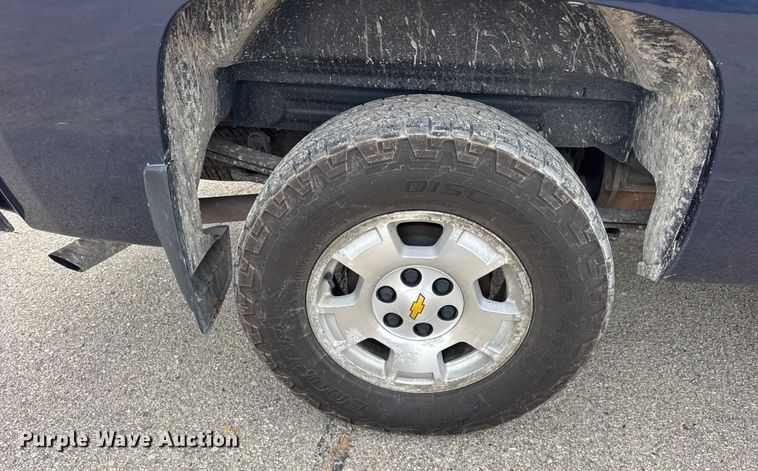 image for item ER0296 2011 Chevrolet Silverado 1500 Crew Cab pickup truck