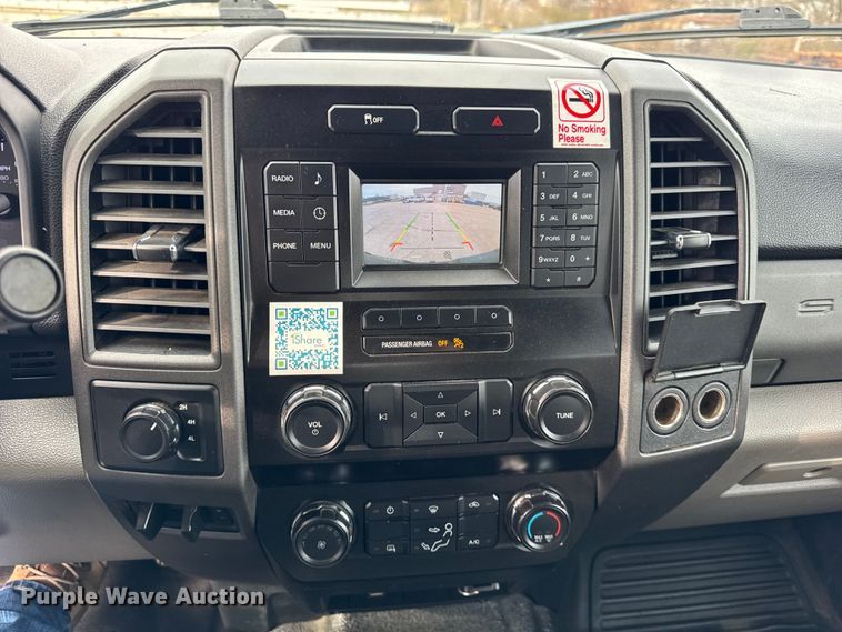 image for item ER0297 2019 Ford F250 Super Duty XL Crew Cab pickup truck