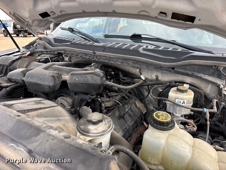 image for item ER0297 2019 Ford F250 Super Duty XL Crew Cab pickup truck