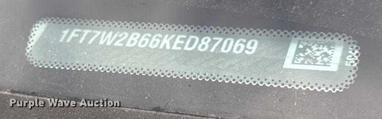 image for item ER0297 2019 Ford F250 Super Duty XL Crew Cab pickup truck