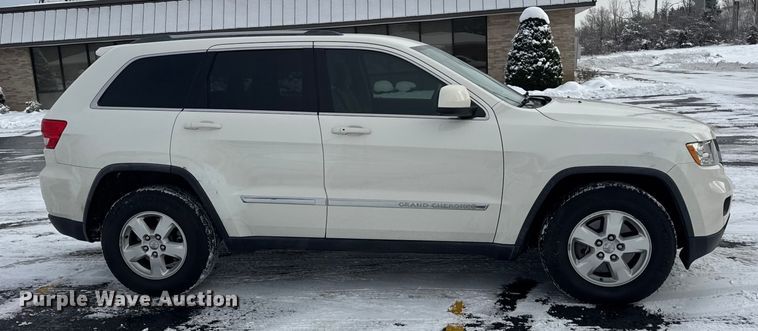 image for item ER0309 2011 Jeep Grand Cherokee Laredo SUV